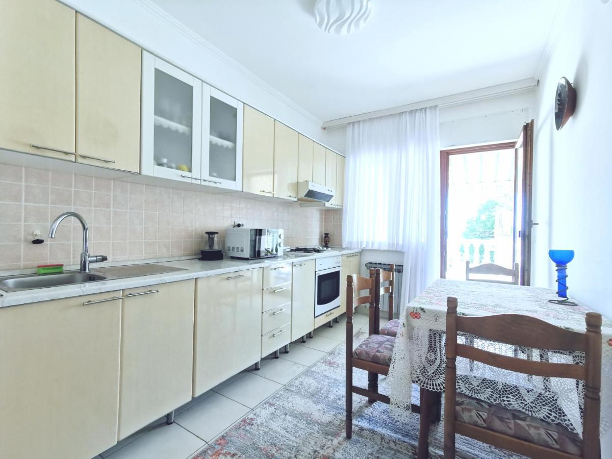 Apartments Mira คาชเตลา ภายนอก รูปภาพ