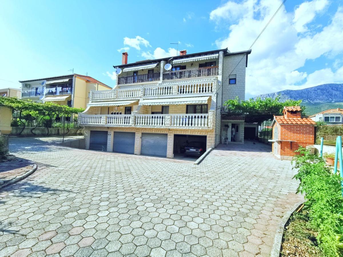 Apartments Mira คาชเตลา ภายนอก รูปภาพ