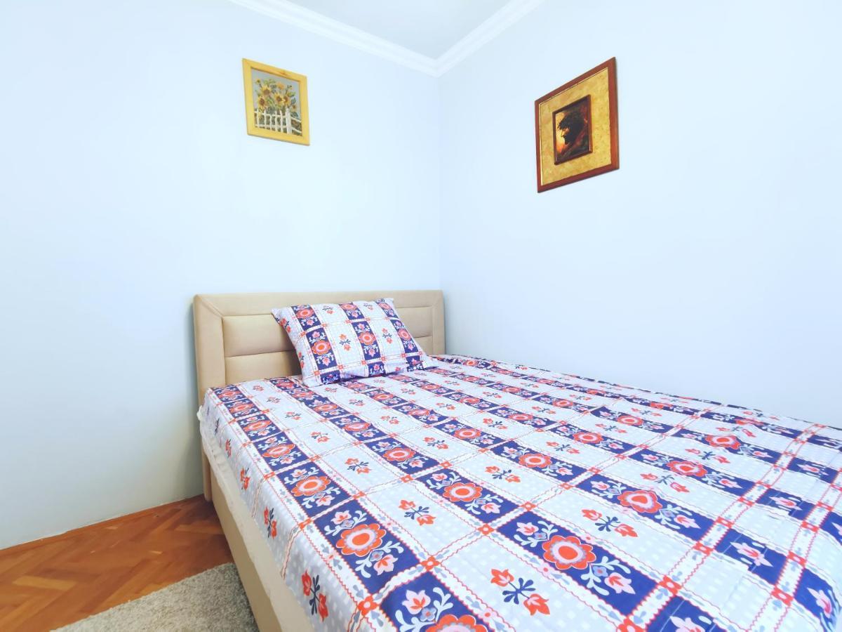 Apartments Mira คาชเตลา ภายนอก รูปภาพ