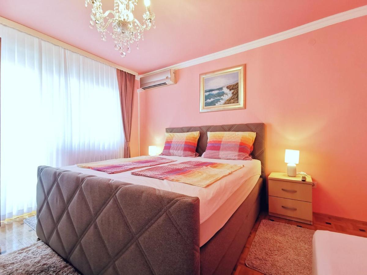 Apartments Mira คาชเตลา ภายนอก รูปภาพ
